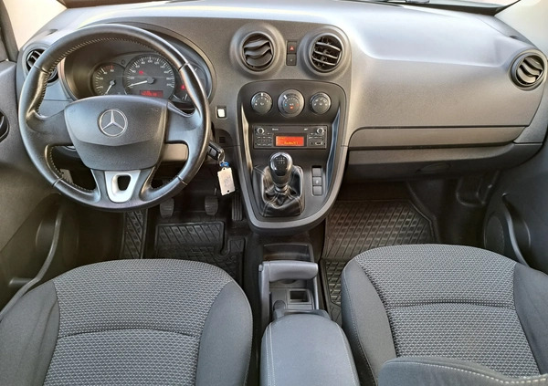 Mercedes-Benz Citan cena 36900 przebieg: 243000, rok produkcji 2015 z Gąbin małe 466